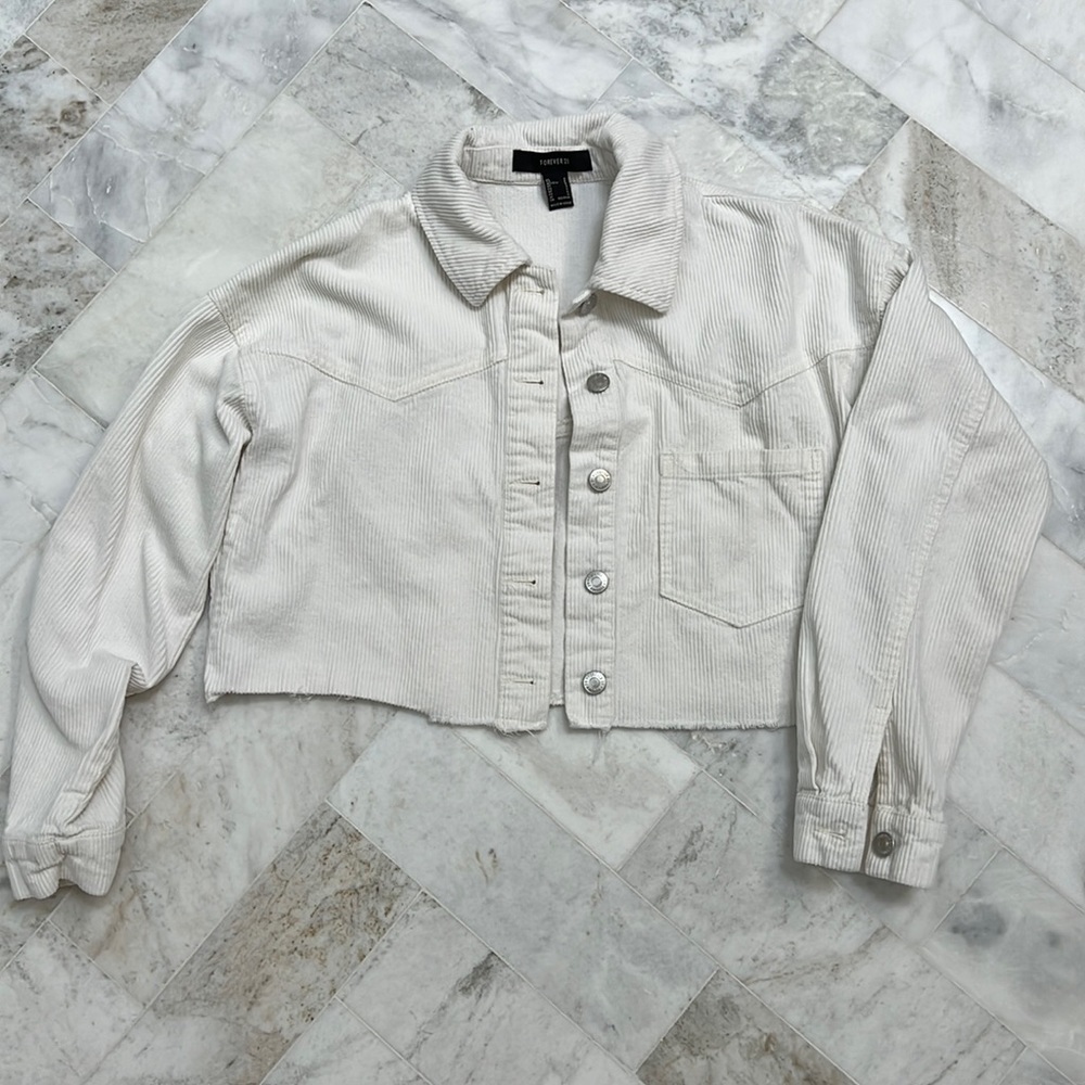 Forever 21 women  jacket, never worn, size S.